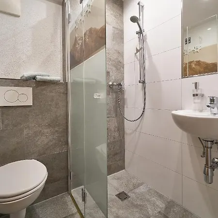 Gaestehaus Judith Affittacamere 2*