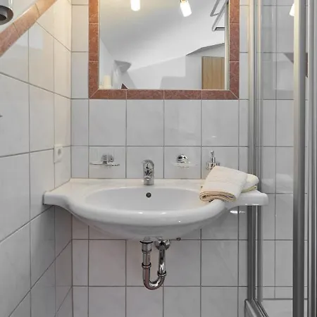 בית הארחה Gaestehaus Judith זולדן