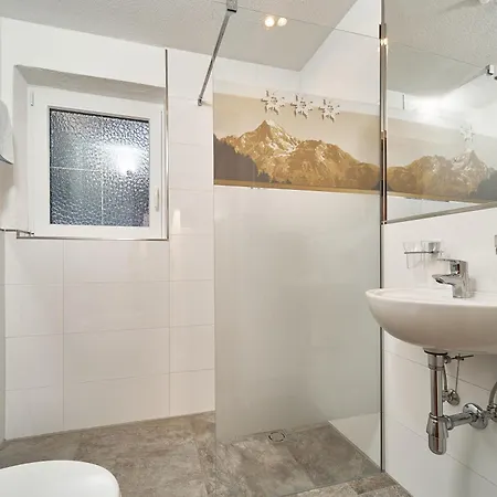 בית הארחה Gaestehaus Judith