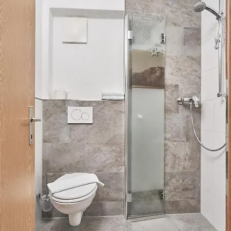 בית הארחה Gaestehaus Judith