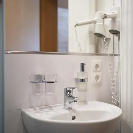 בית הארחה Gaestehaus Judith 2*