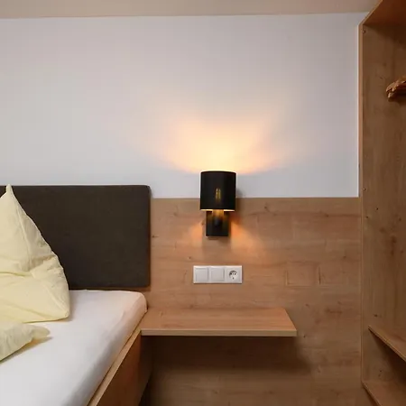 Gaestehaus Judith Guest house Solden